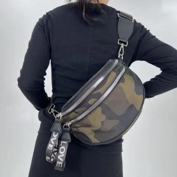 Camo  Green and Black Crossbody Bag Nwt - Picture 7 of 11